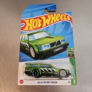 Green Volvo 240 Drift Wagon Hot Wheels